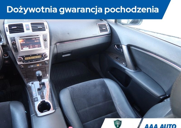 Toyota Avensis cena 34000 przebieg: 190579, rok produkcji 2012 z Stary Sącz małe 154